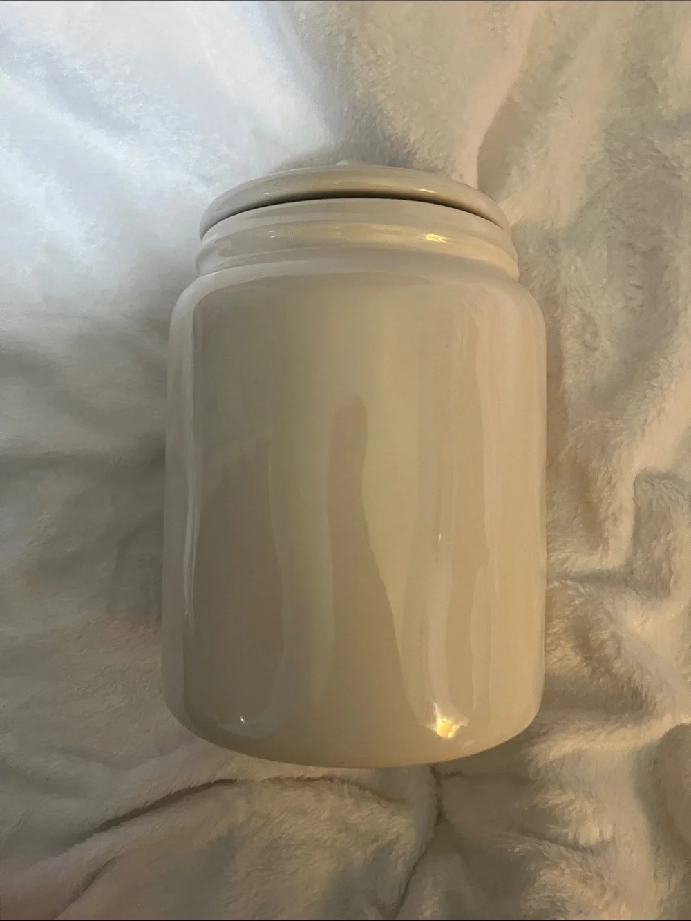 Rae Dunn Medium Holiday Cannister